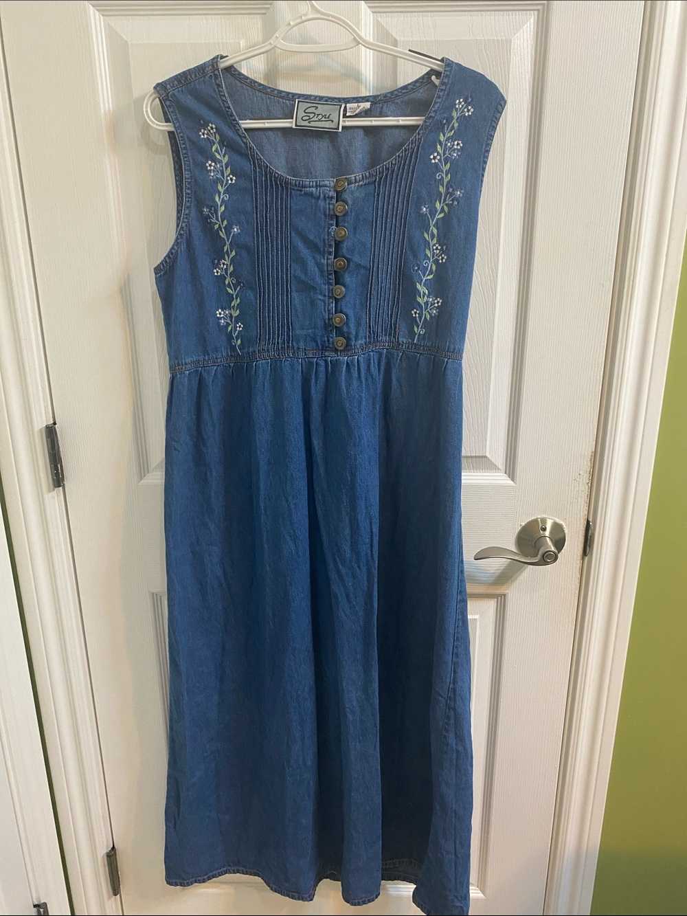 Vintage Style Cottagecore Denim Embroidered Maxi Dress Women’s Size Large Granny